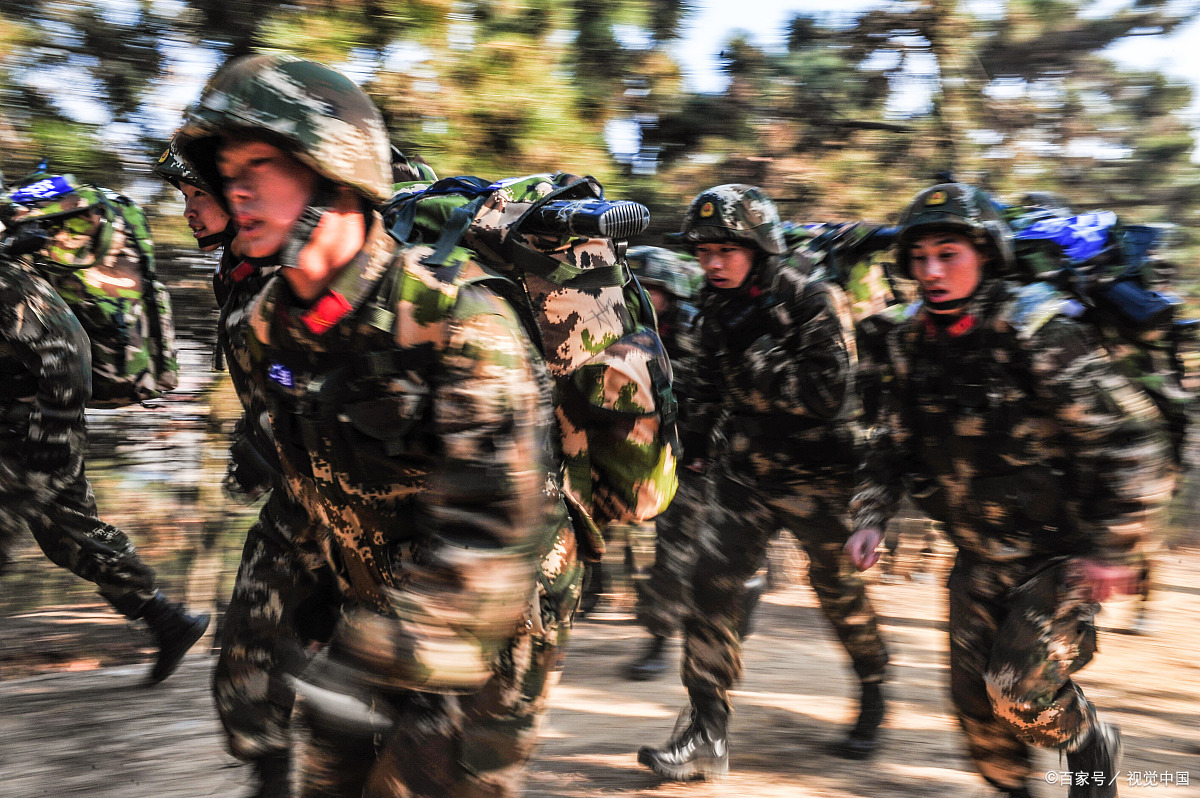 人努力调整战术，备战下一场比赛的简单介绍