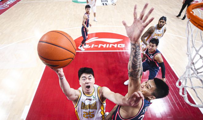 九州娱乐平台-关于广东宏远大胜福建掩埋老东家，顺利杀入总决赛的信息