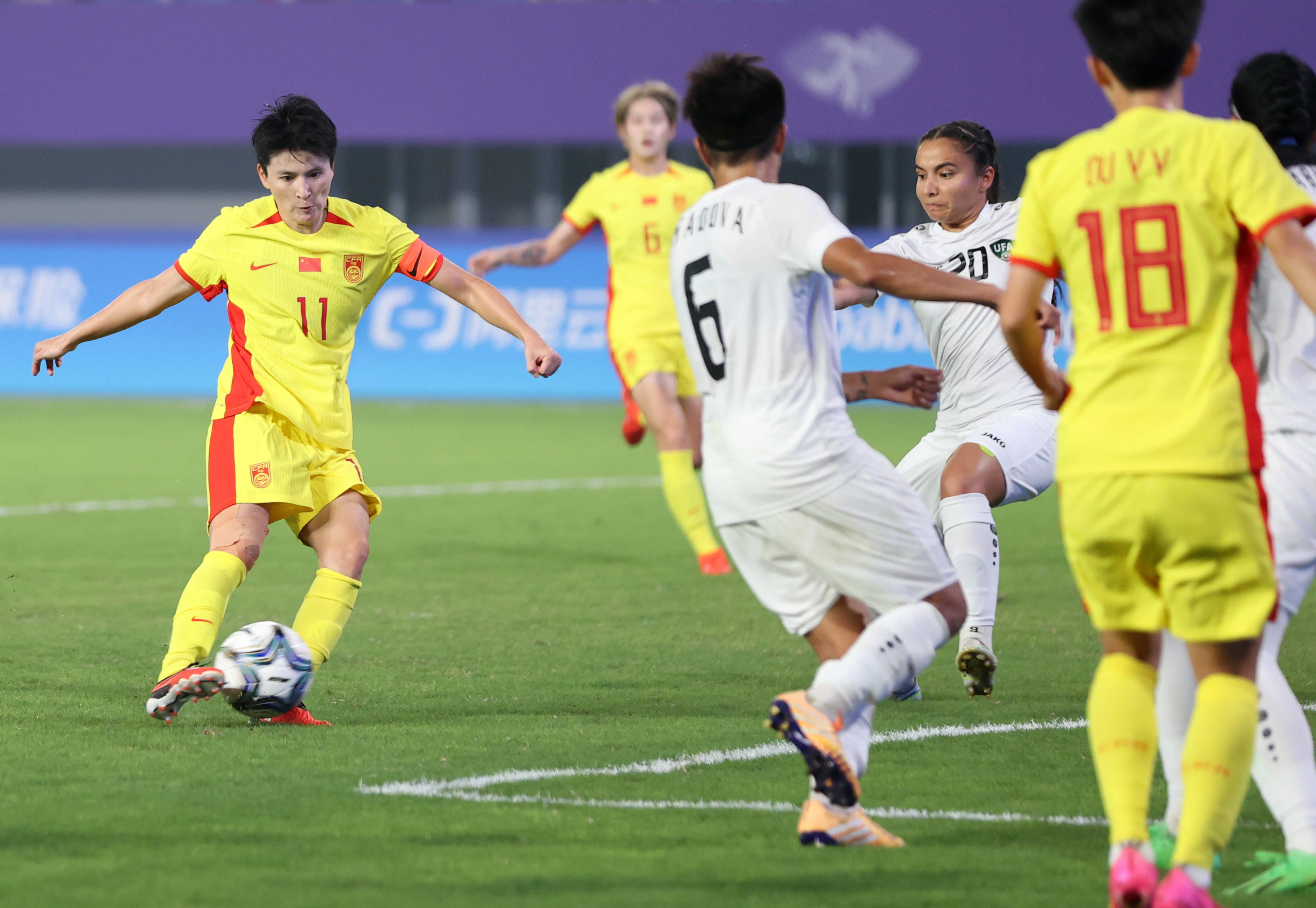 九州娱乐平台-亚洲女足锦标赛：各队士气高昂备战决赛