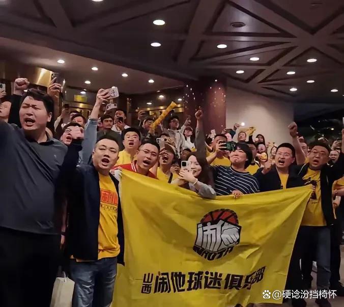 篮球赛事中发生危机引发广大关注